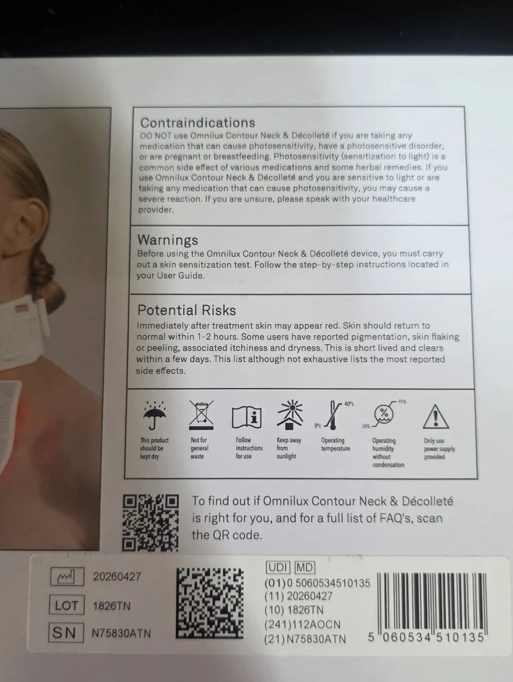 OMNILUX Contour Neck & Decollete - LED Light Therapy - NEW